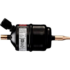 Danfoss 023Z5174 Filter Drier DCL032/CAPsV, 1/4 in inlet, 2.8 mm outlet, ODF,  with Schrader Valve