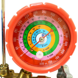 Appli Parts APMB-A3B36S Manometro R134,R22,R404,R410 1/4 pulg SAE, Escala Presion psi, Escala Temperatura Fahrenheit, Cuerpo de Laton con Visor, Adaptor 5/16 SAE a 1/4 SAE y Juego de Mangueras 90cm 1/4 SAE